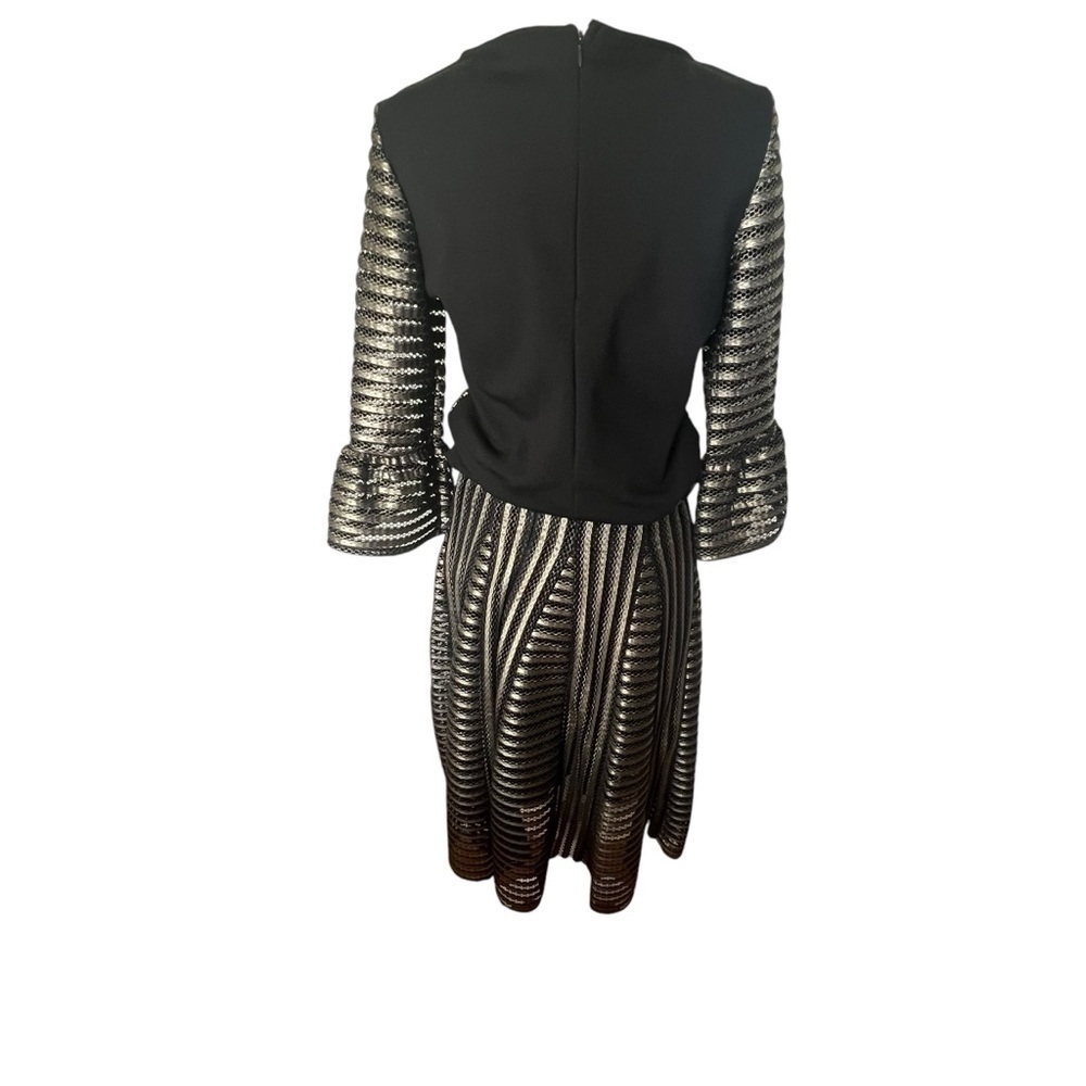 New York & Company Mix Media Two-Piece Skirt and Top Set Size 6/Small - Picture 14 of 16